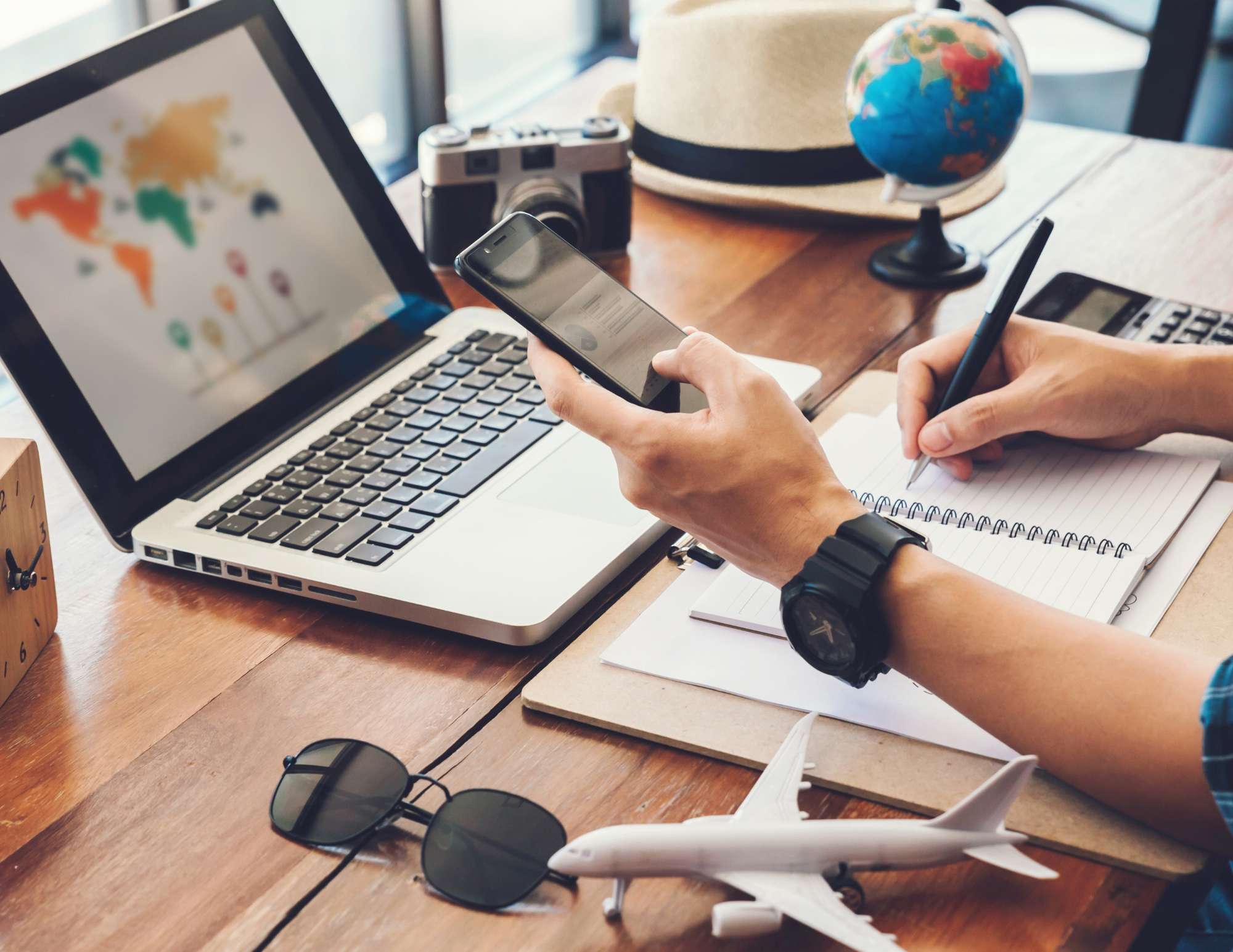 Best AI Prompts for Travel Planning in 2026 (15).png